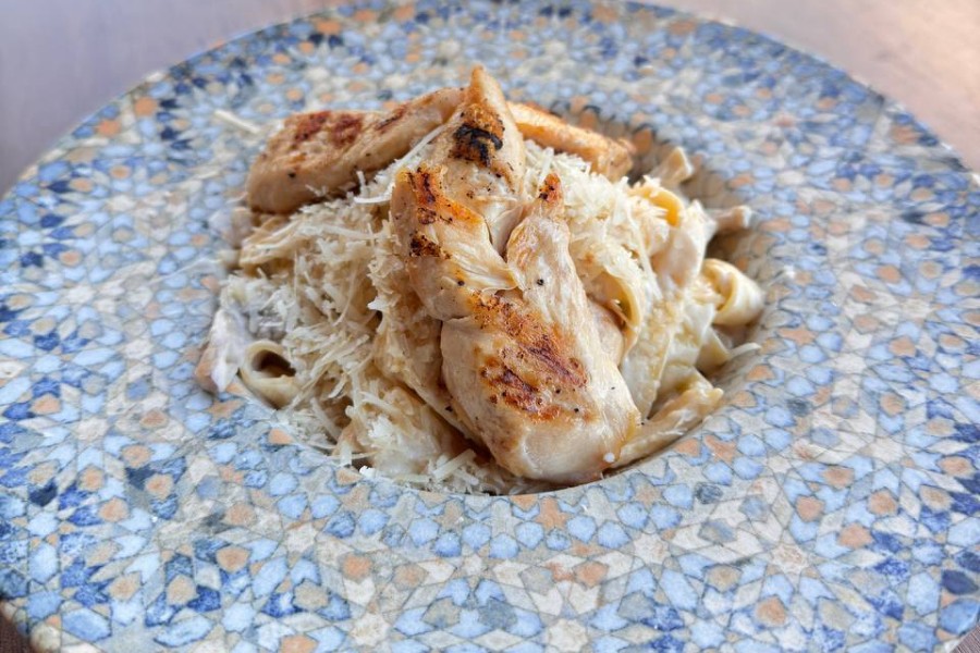 Fettuccine with Chicken and Mushrooms