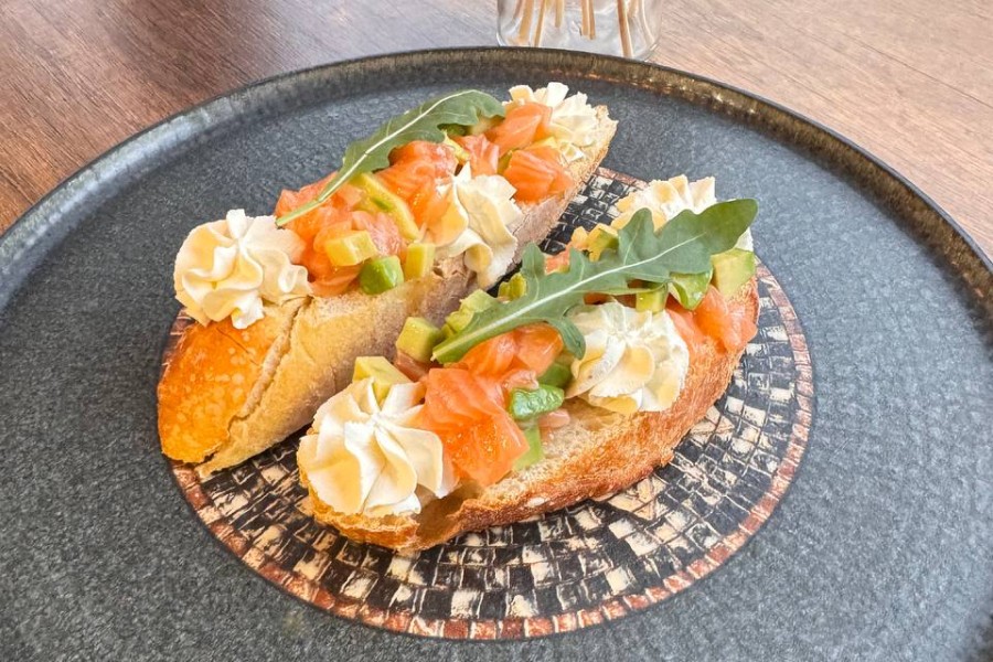Bruschetta with salmon